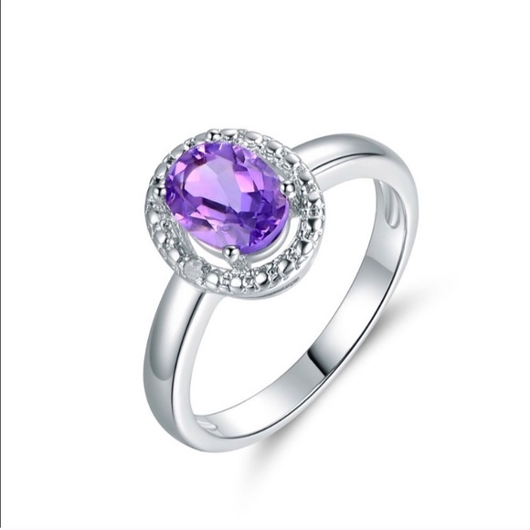 Jewelry - 2 CTW AMETHYST RING